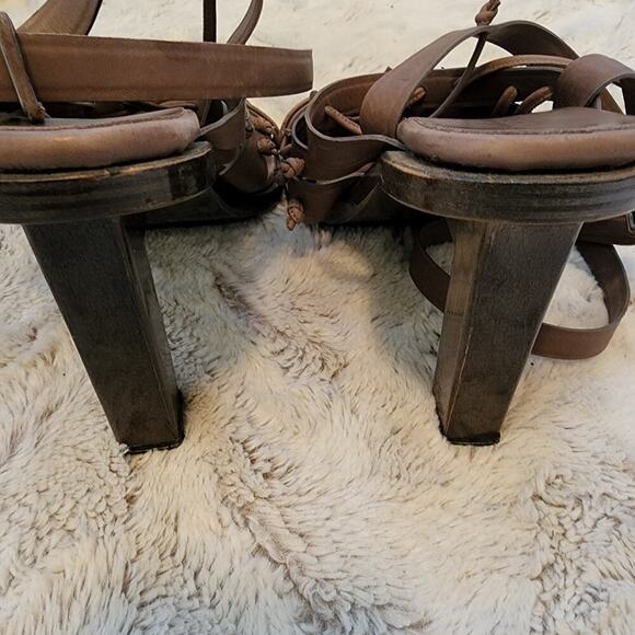 GIVENCHY BLOCK MULTI STRAPE KNOTTED ANKLE WRAP SANDALS SIZE 39.5 (9) - Picture 5 of 7